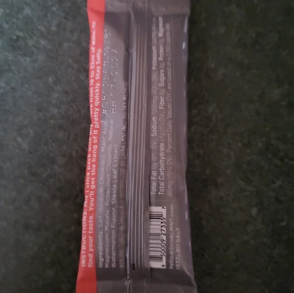 LMNT Electrolyte Drink Mix Packets, Watermelon Salt, 116 EA - Picture 4 of 9